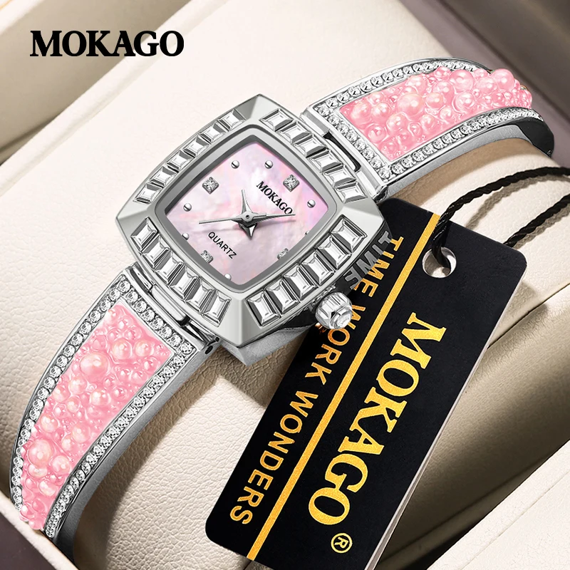 Women's Classic Quartz Watch Elegant Rhinestone Metal Bracelet Pearl Shell Surface Copper Analogue Wristwatch for Ladies