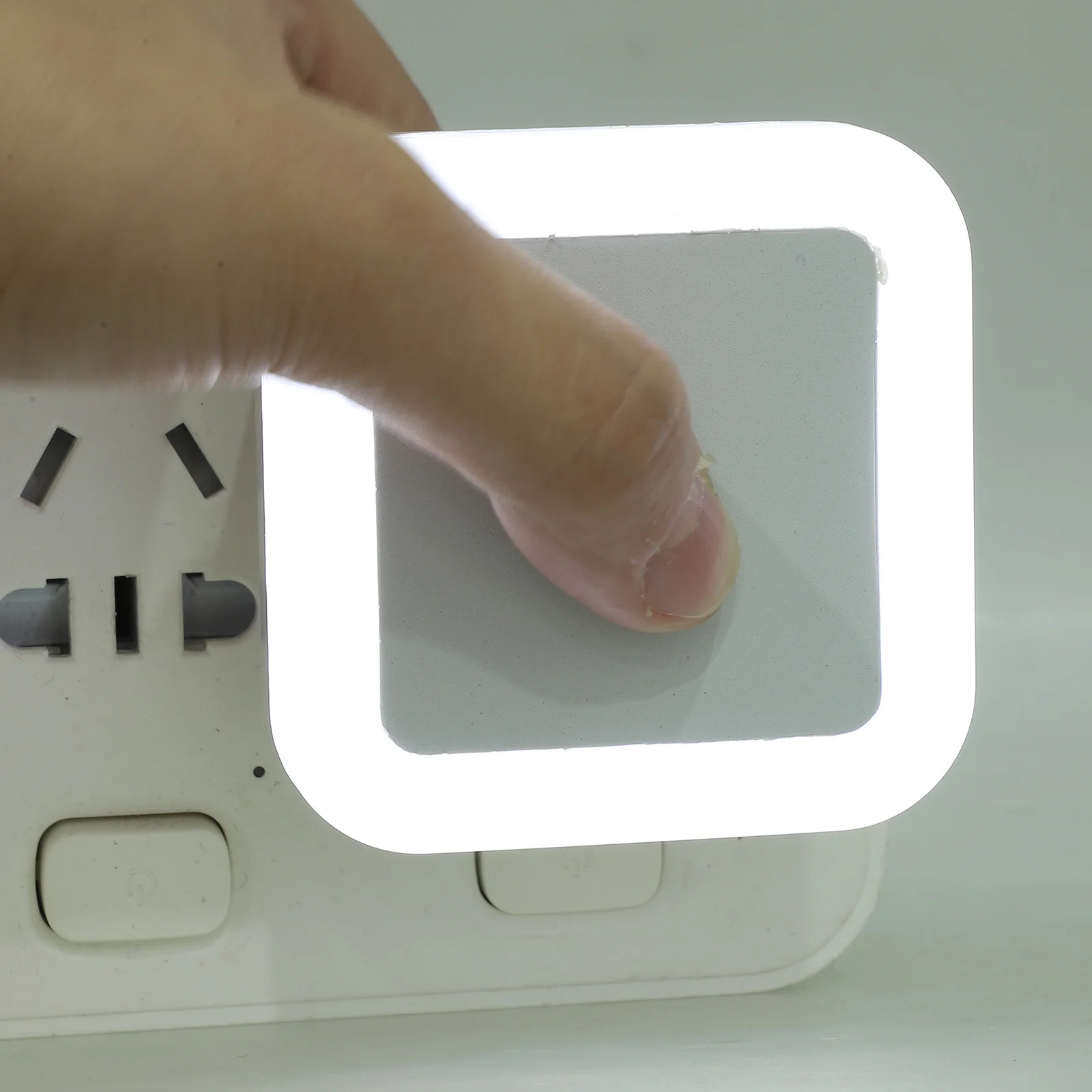

ON/OFF Sensor LED Night Light Wall Plug Light for Indoor with US Plug (White with Square Light Ring)