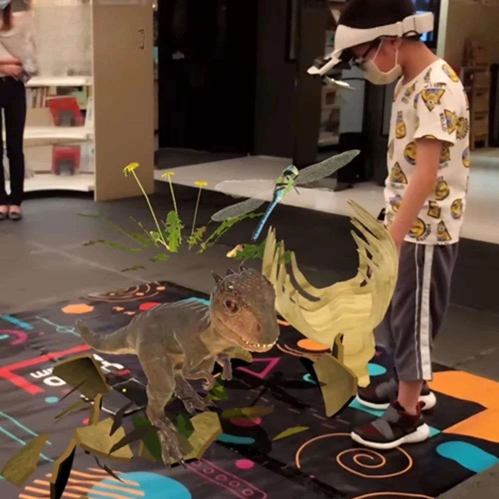 2022 Newest Technology MR Educational Mixed Reality Holographic Museum MR Game Equipment Multiplayer MR Museum