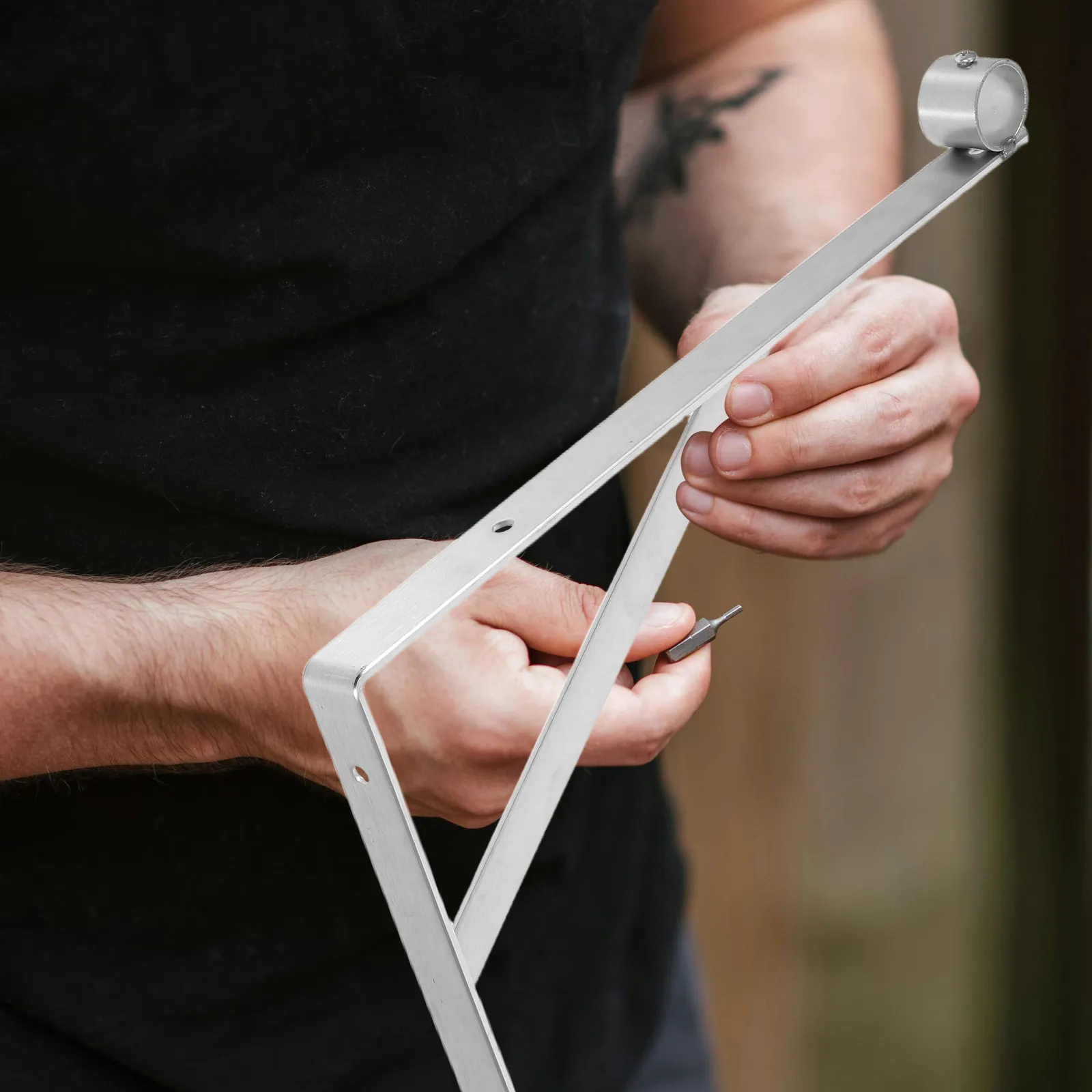 

Heavy Duty Stainless Steel Closet Rod Bracket Side Mount Triangle Shape Clothes Hanger Pole Holder for Small Closets Wardrobe