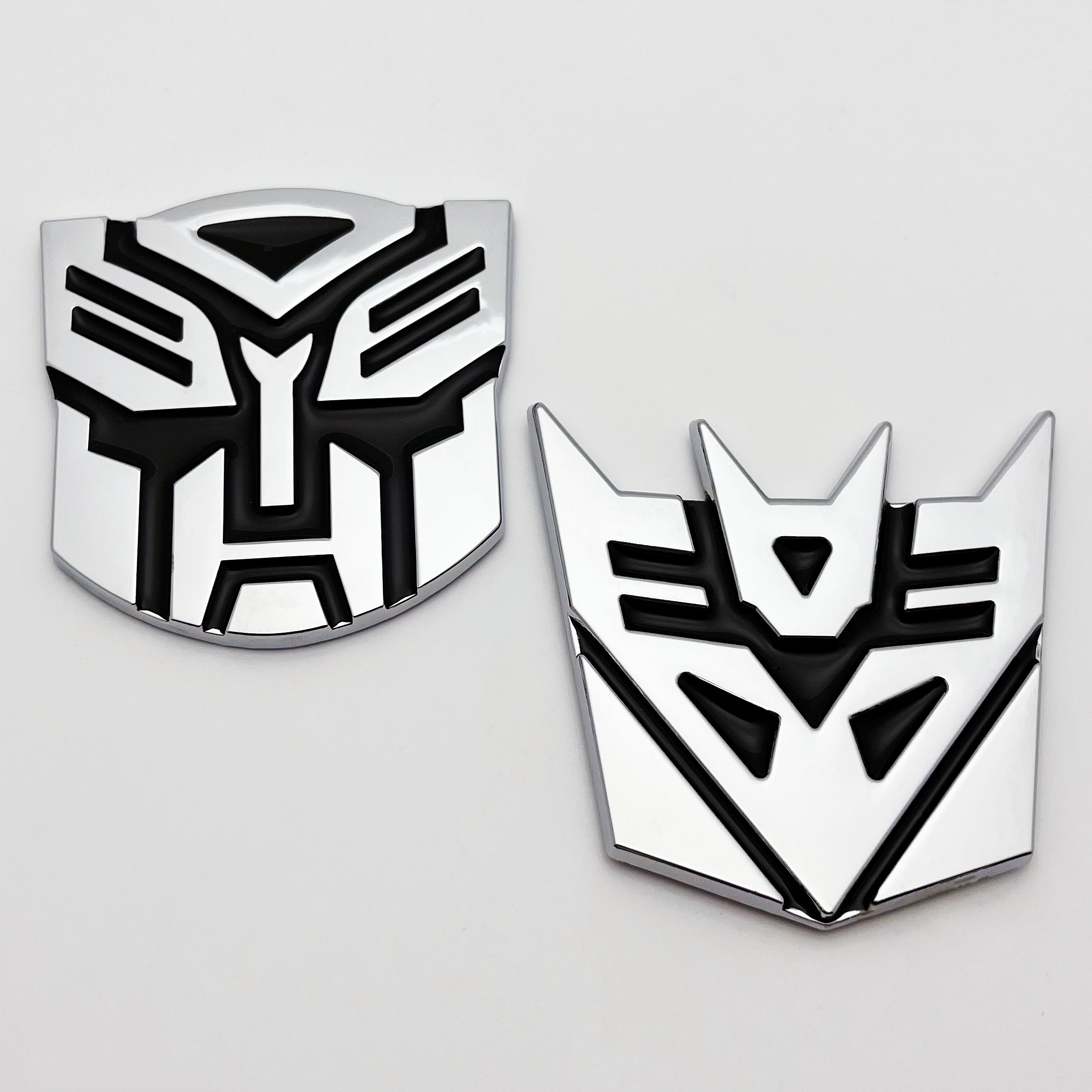 3D Metal Transformers Emblem Logo Car Sticker Destroyer Megatron Protector Autobot Optimus Prime Badge Decal Styling Accessories