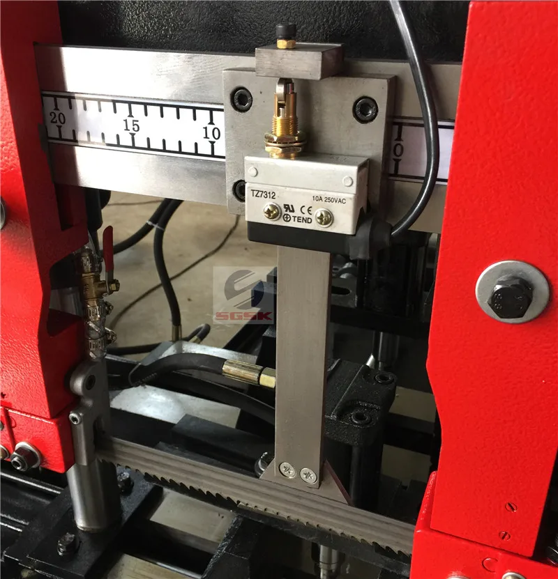 Automatic Metal Band Sawing Machine GHS4228 - High Efficiency Steel Cutting Saw