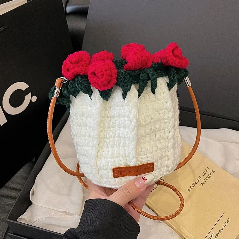 

Rustic Rose Woven Shoulder Bag Summer 2025 New Design, Large Capacity Forest-inspired Soft Tote Повседневная Сумка