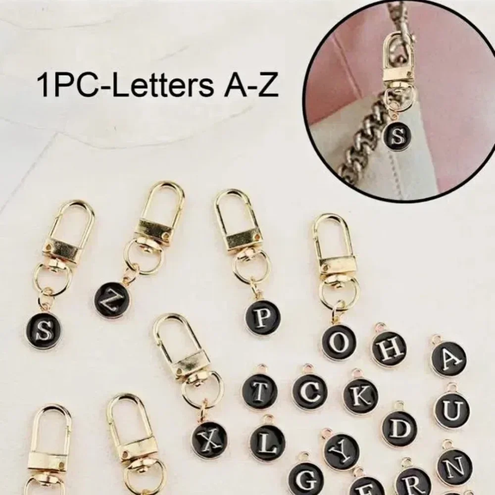 Fashion DIY A-Z Letter A To Z Keychain Charms 26 Alphabet Metal Keyring Cute Small Lover Hang Bag Pendant Key Chain Ring Gift