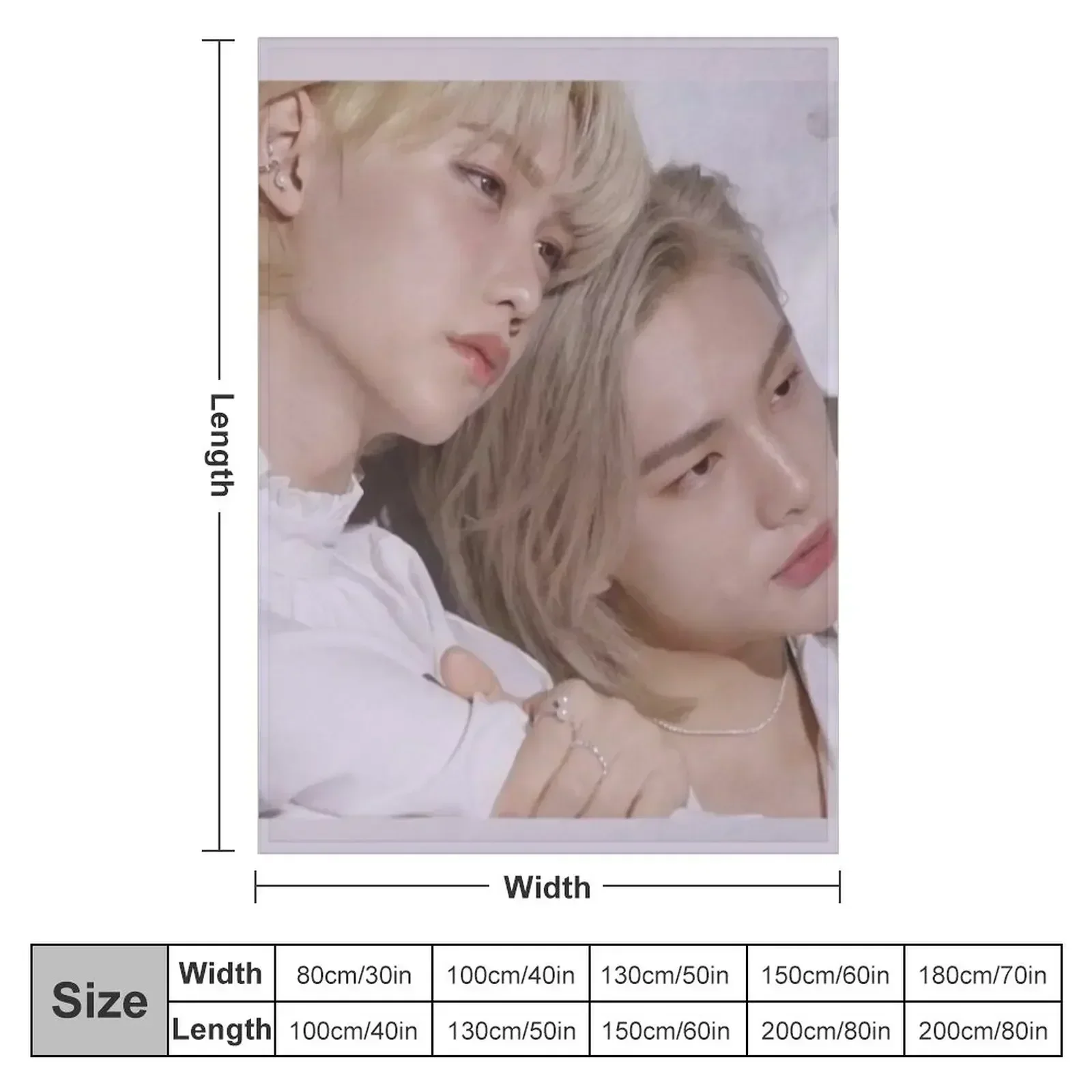 Hyunjin and Felix Throw Blanket Weighted warm for winter Camping Bed Fashionable Picnic sofa bed Blankets