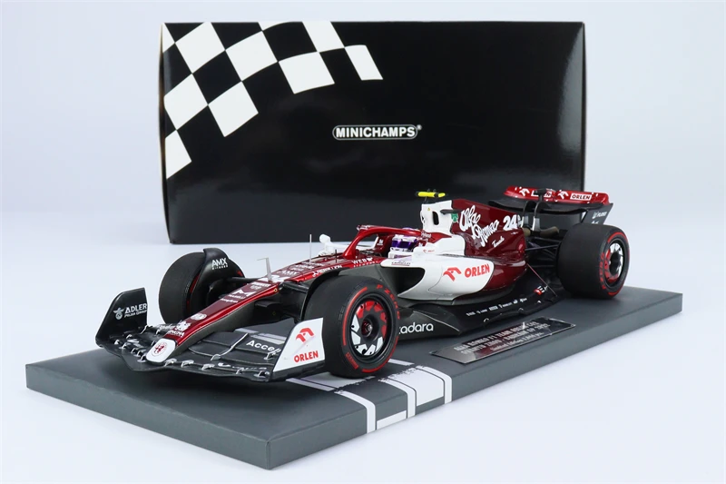 

MINICHAMPS 1:18 2022 F1 ALFA ROMEO ORLEN C42 #24 ZHOU BAHRAIN GP Resin Model Car