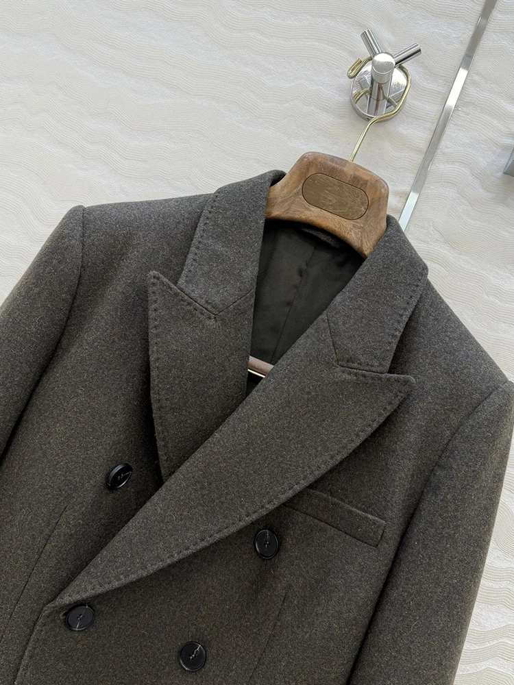 خريف شتاء 2025 نمط جديد ريترو ستايل صف مزدوج مشبك الكشمير البدلة امرأة موضة رمادي الدفء البدلة #3