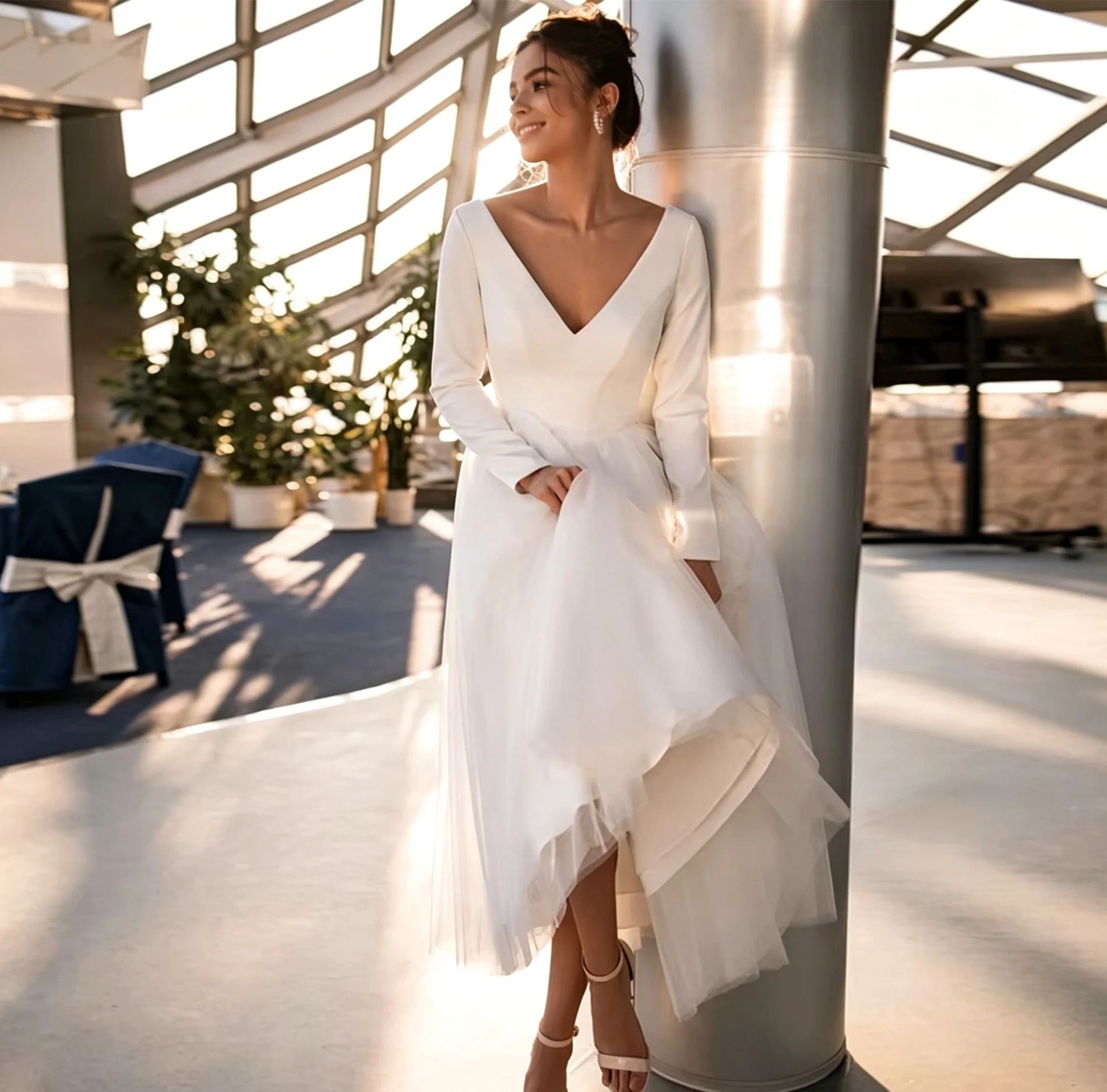 Long Sleeves V Neck Tulle Wedding Dress Midi Backless Bridal Gown Elegant Intimate Elopement Rooftop Wedding Dresses For Bride