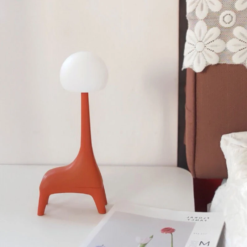 โมเดิร์นสร้างสรรค์กวางรูป Creative Night Light เด็กการเรียนรู้เดสก์ท็อป Eye Protection โคมไฟตั้งโต๊ะขนาดเล็ก