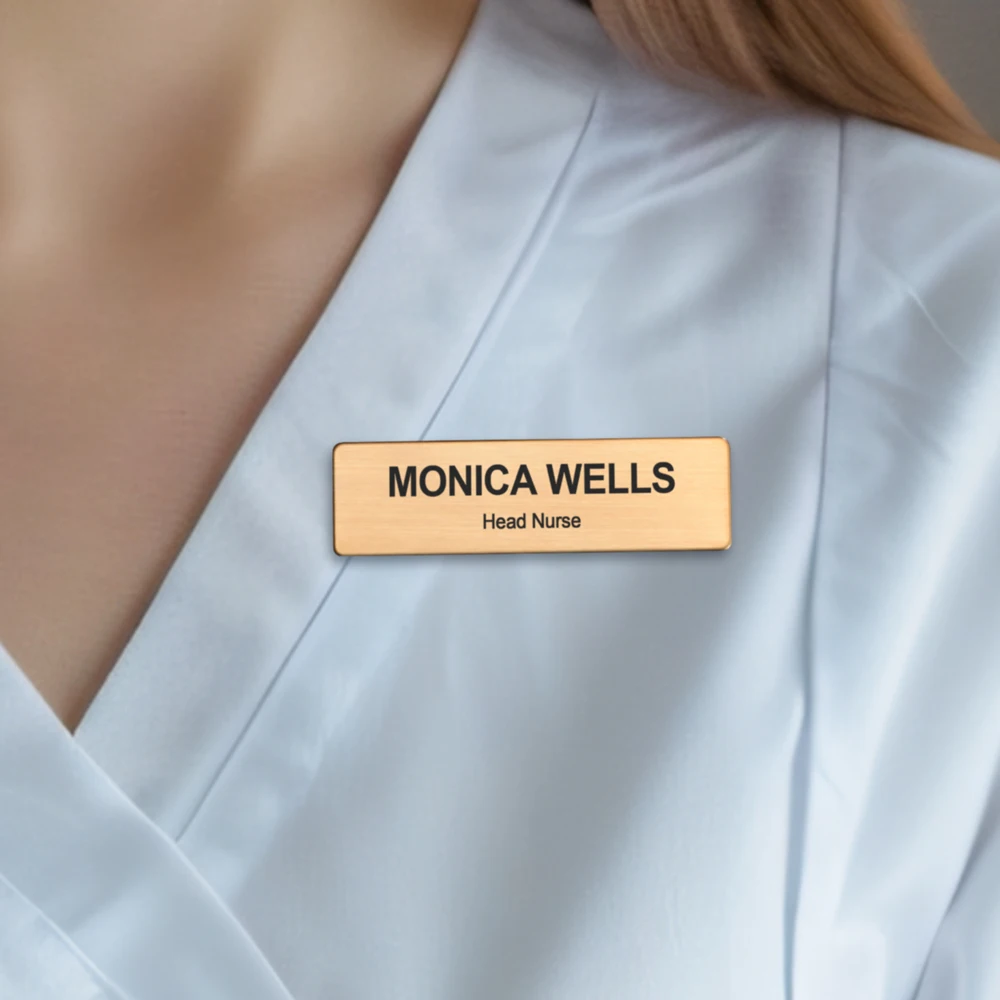 7x2 سنتيمتر شحن تخصيص دبابيس دبوس شخصية محفورة النص شعار الأعمال معرف لوحة علامة معدنية الشريط شارات اسم مخصصة