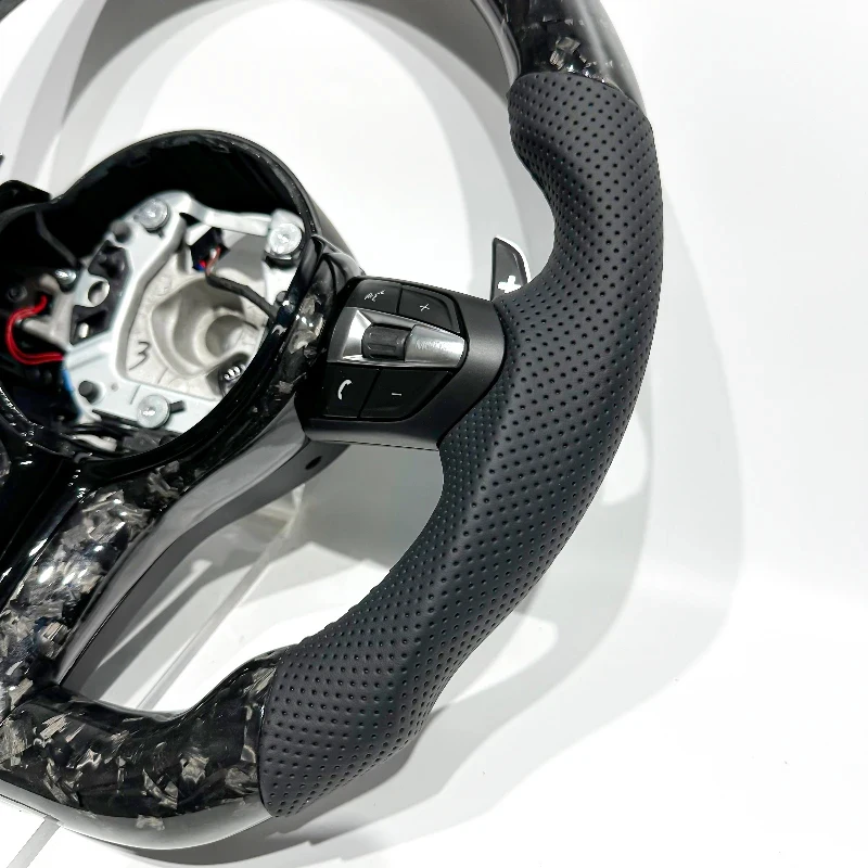 

Suitable Forged Carbon Fiber Steering Wheel 1 Series 2 Series 3 Series 4 Series 5 Series High-Quality Auto Parts Acc