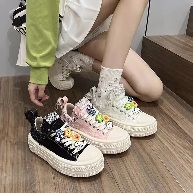 

White Canvas Shoes Women's New Style Thick Bottom Platform Slip-On Casual Shoes Breathable round Toe Rubber Outsole