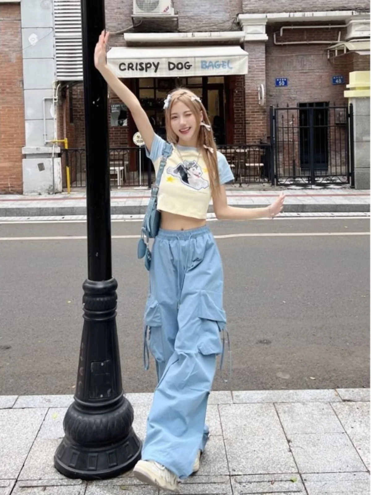 

2023 New American Cargo Pants Blue Men And Women's Summer Pocket Wide Leg High Waist Straight Tube Pants