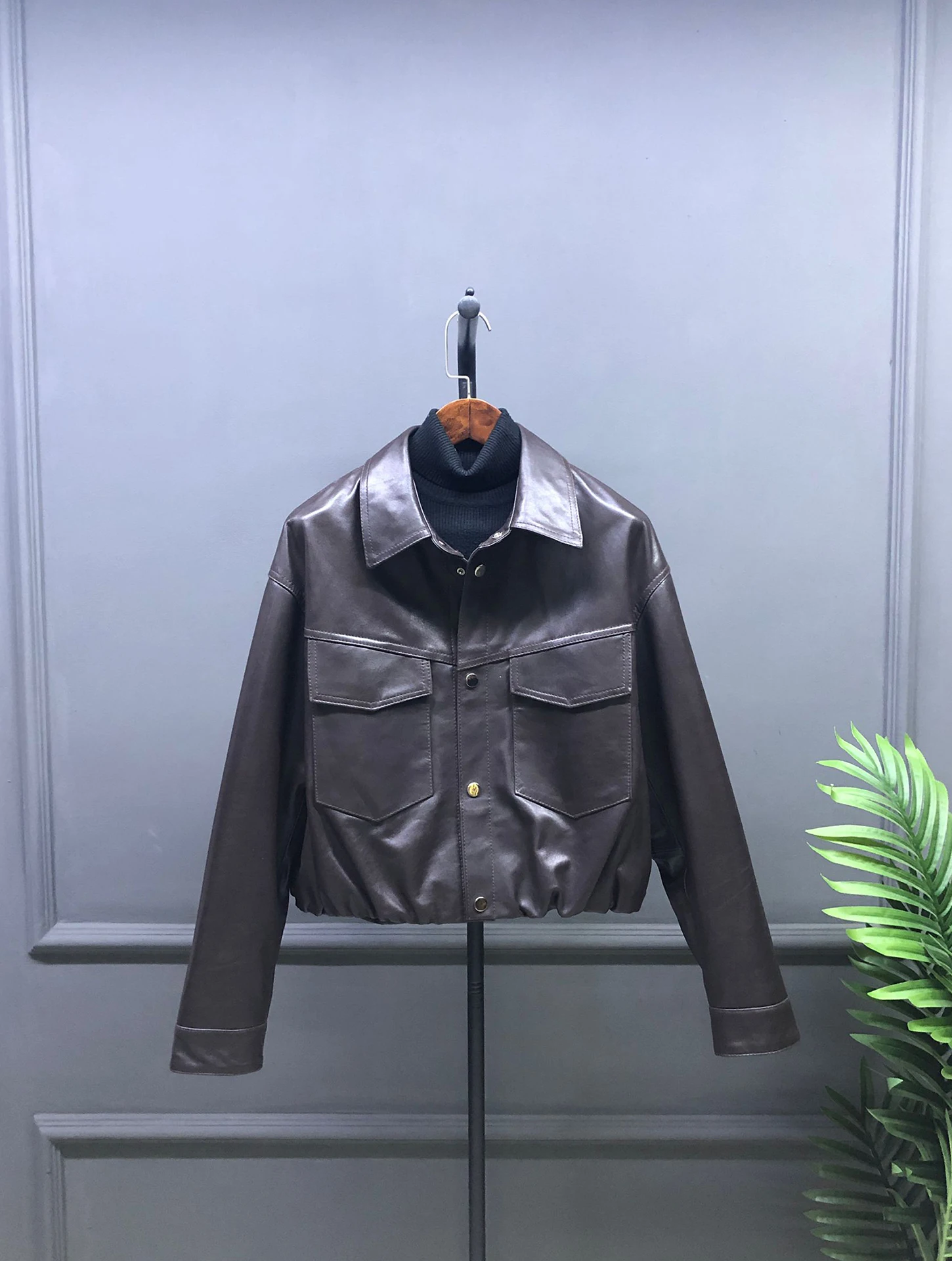 

Ретро-куртка-косуха для женщин из искусственной кожи с эффектом воскованной овечьей кожи, приталенная, требующая профессионального ухода