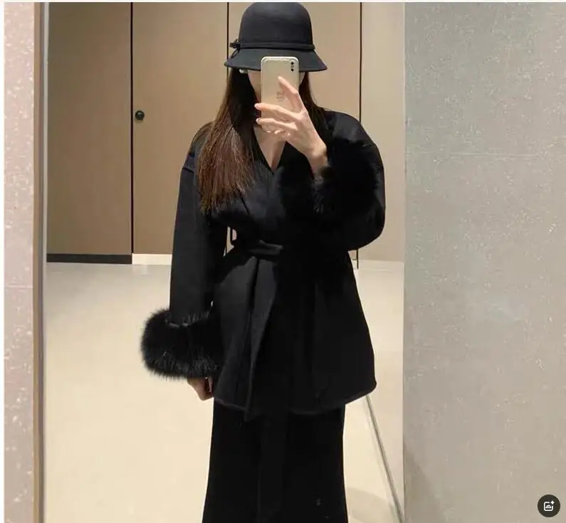 New Light Mature Style Short Woolen Coat with Fur Small Fragrant Style Korean Goddess Style Cinched Waist Apricot Coat with Belt