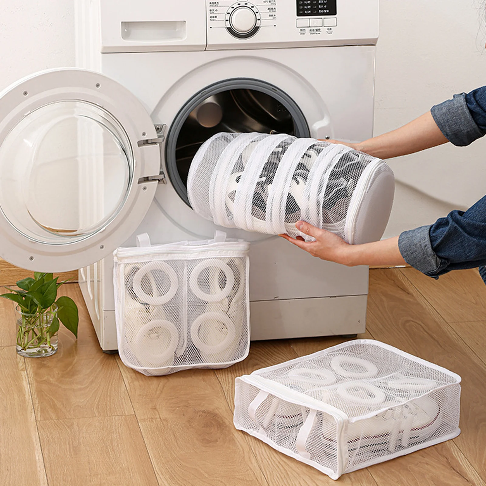 

2Pcs Strong Polyester Shoe Wash Bags Machine Safe Mesh for Easy Cleaning Drying Anti-Tangle Shoe Care Solution