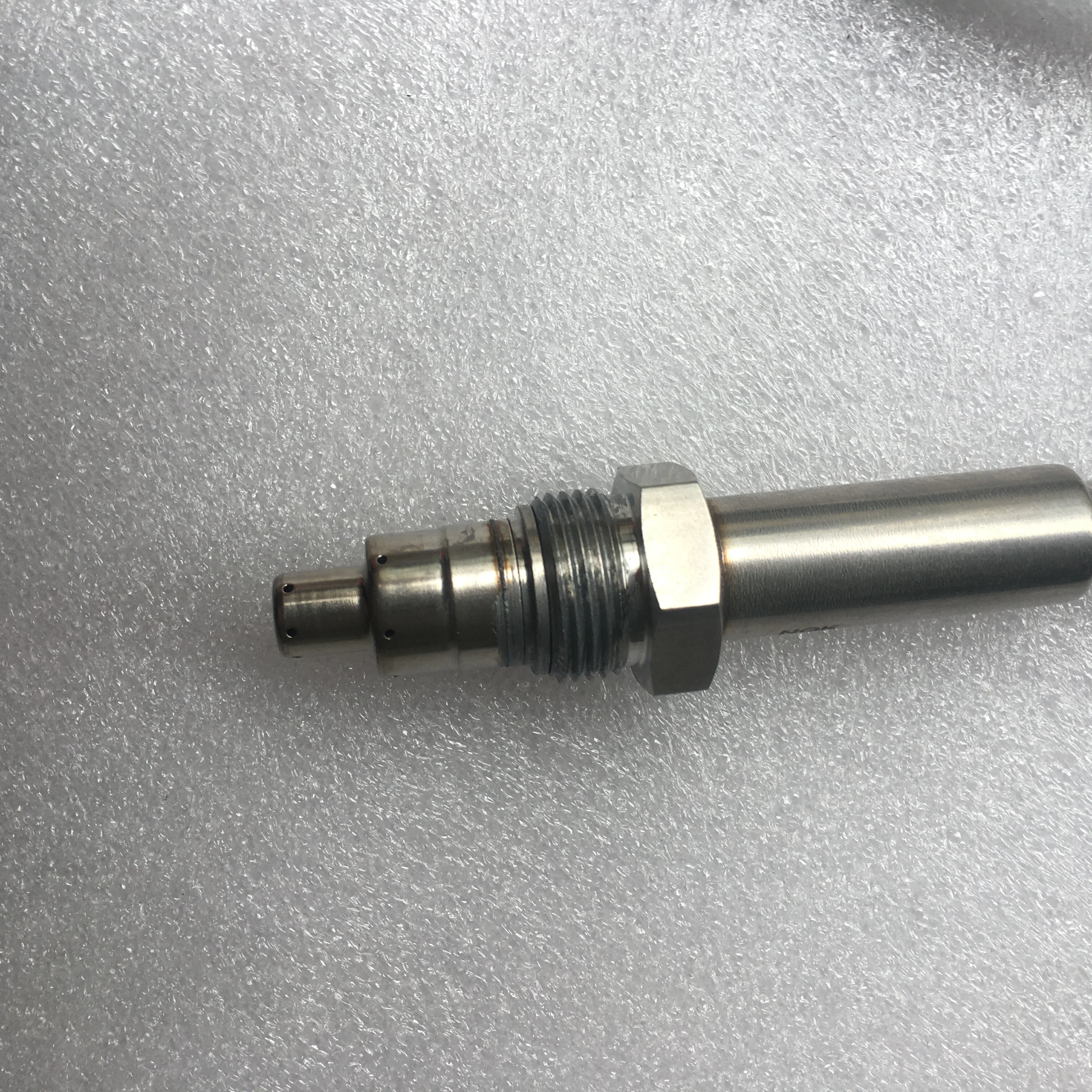 Genuine Original Nitrogen And Oxygen Sensor 5WK96750C 4326864 Oil Sensor With Nice Price