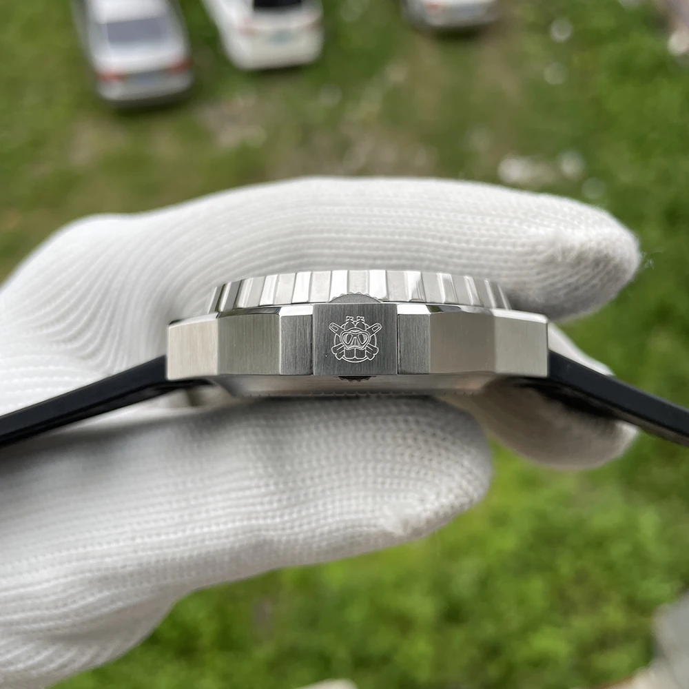 STEELDIVE Men Automatic Watch Sport Mechanical Wristwatch Diving 120Bar Waterproof Luminous Ceramic Bezel NH35 Integrated Case