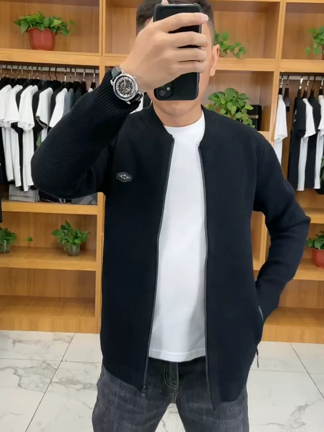 

Новый мужской вязаный кардиган 2024 года: повседневный, универсальный, модный, трендовый, с длинным рукавом, круглым вырезом, цветной, весна-осень