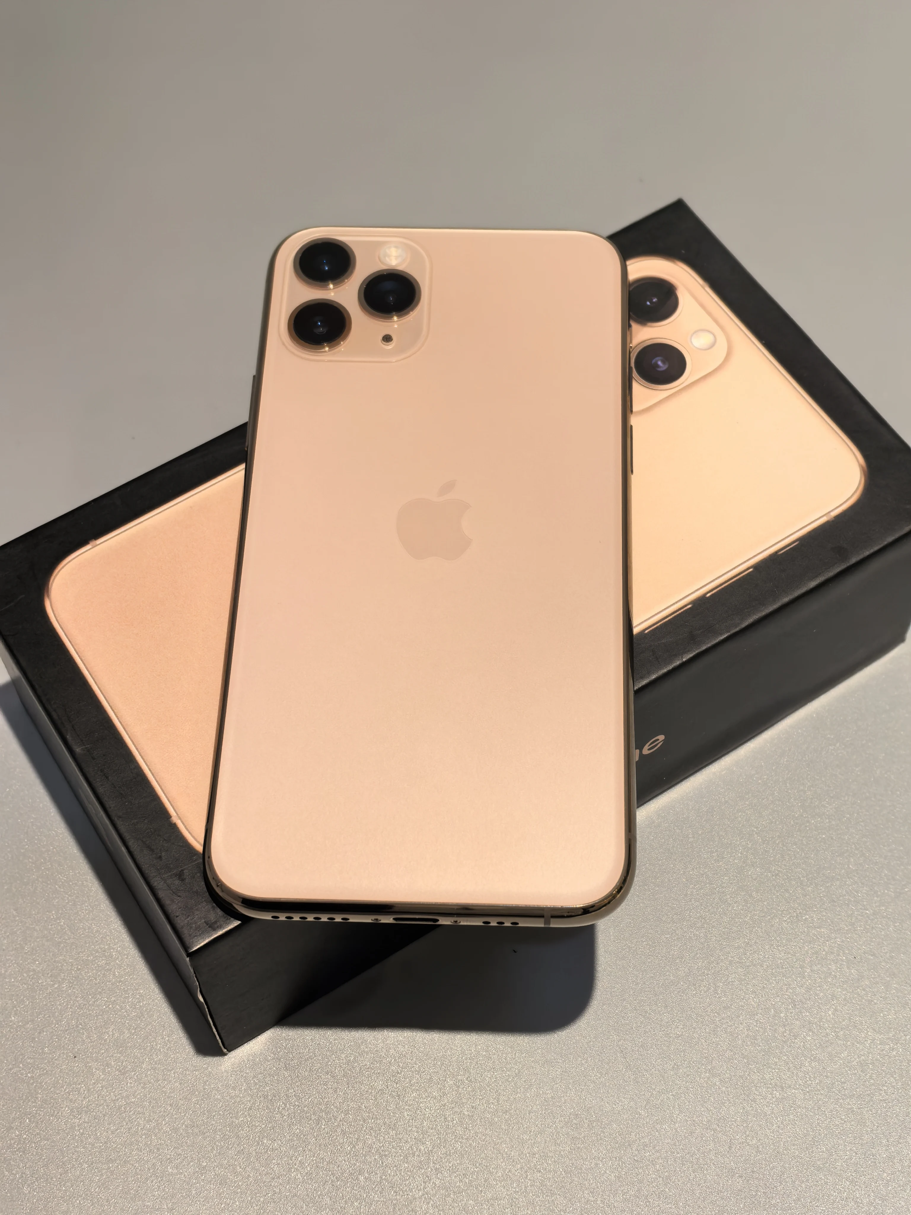 هاتف Apple iPhone 11 Pro 64GB 256GB ROM مستعمل هاتف محمول أصلي 5.8 بوصة Super Retina A13 IOS Face ID هاتف محمول 4G LTE مفتوح