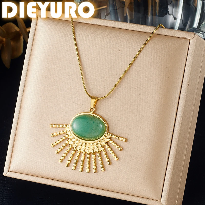 DIEYURO – collier avec pendentif ovale en acier inoxydable 316L, pierre de Jade verte, incrustation de pierre de Jade, chaîne de cou bohème pour femmes, bijoux cadeau
