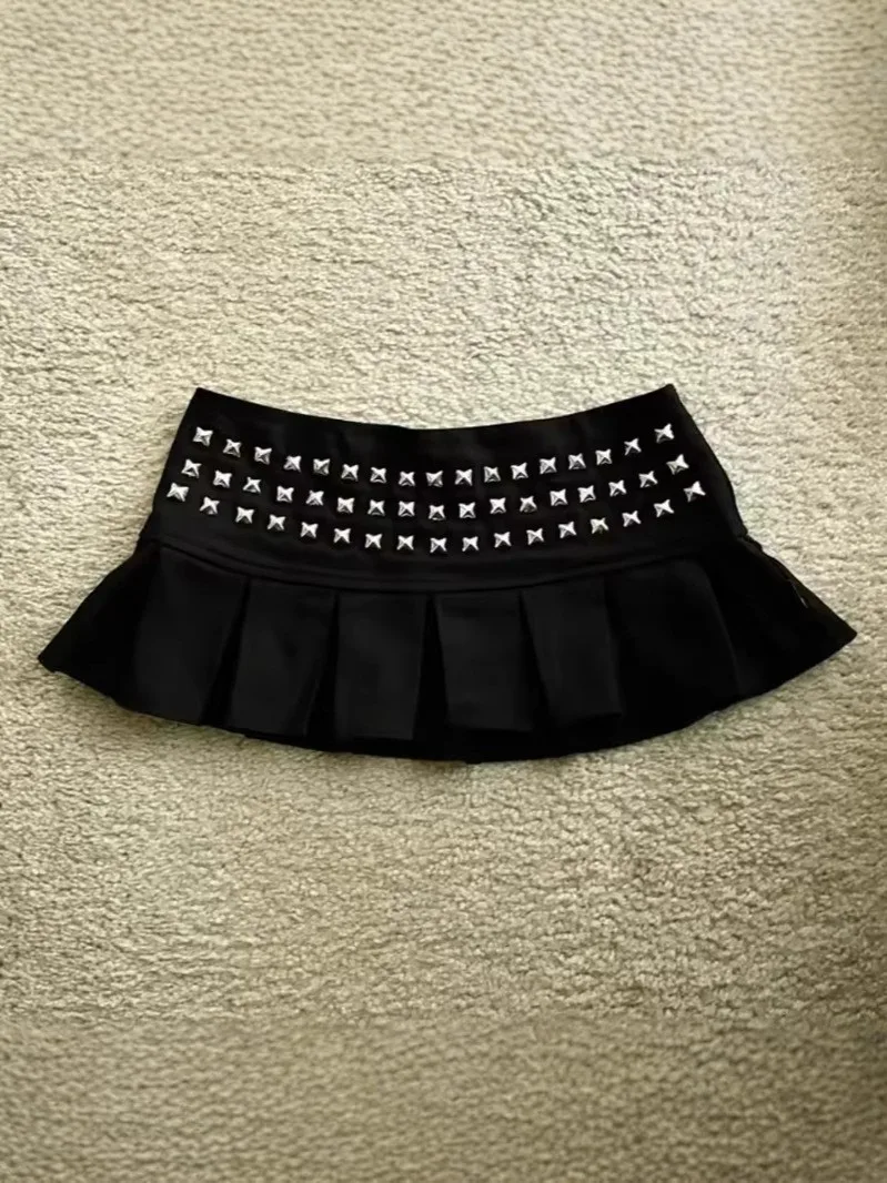 

Summer Women's Clothing Rhinestone Pleated Mini Skirt A Line Side Zipper Skirt For Woman Polyester Solid Color Streetwear