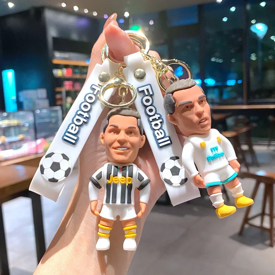 Voetbal Ster Cartoon Sleutelhanger Hanger Met Gepersonaliseerde Poppenkleding, Unieke Sleutelhangers Voor Tassen Sleutelhanger Accessoires