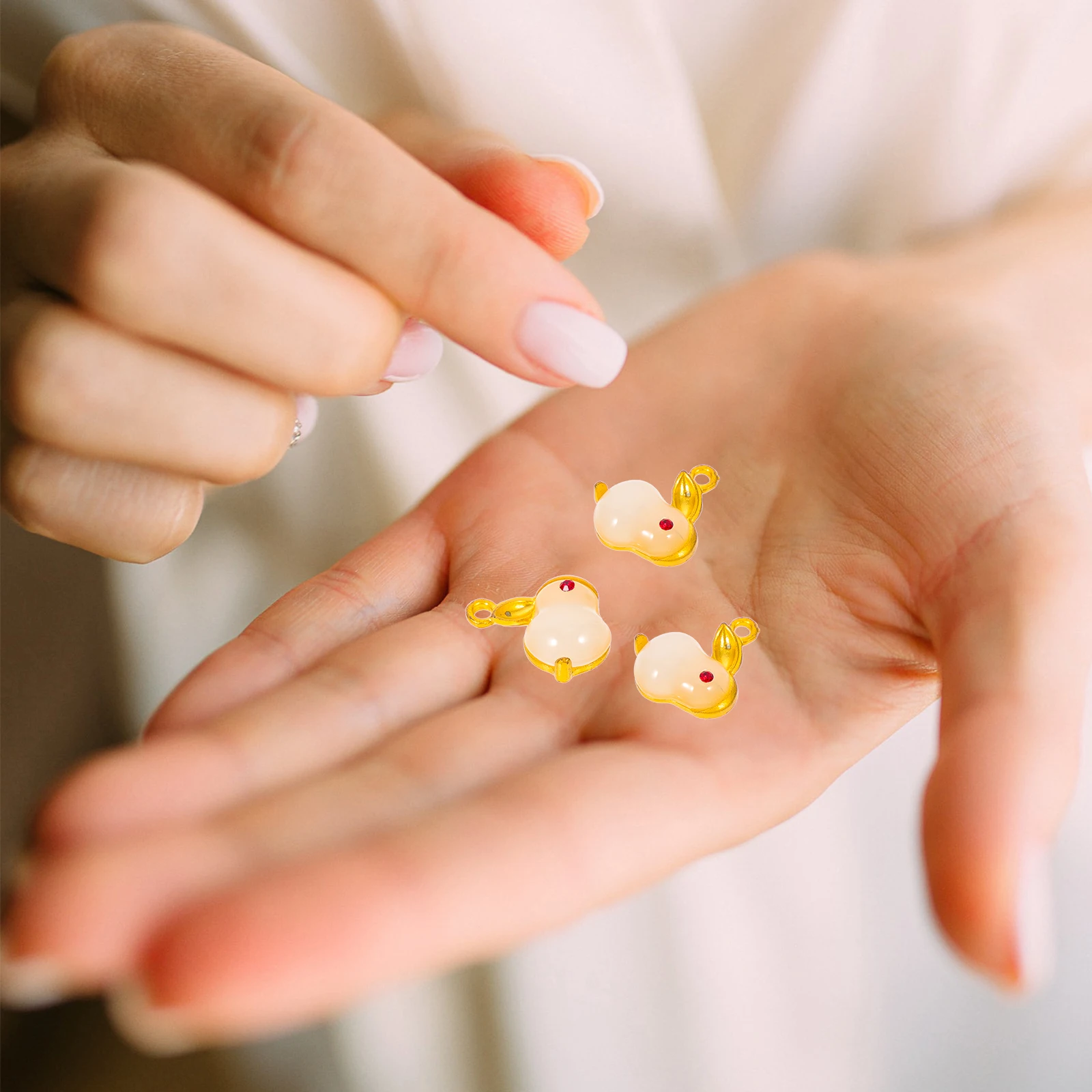 

10 Pcs Rabbit Year Pendant White Alloy Necklace Charm DIY Shaped Bracelet Accessories Jewelry Supplies Creative H Perfect