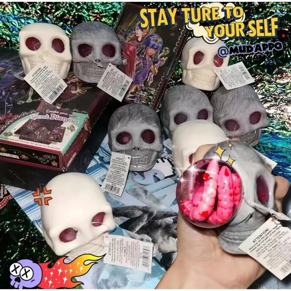 Fidget Toys Gothic Squeeze Skull Toys Scary Prank Toys Squeeze Balls Funny Kneading Decompression Toys Scare Your Friends