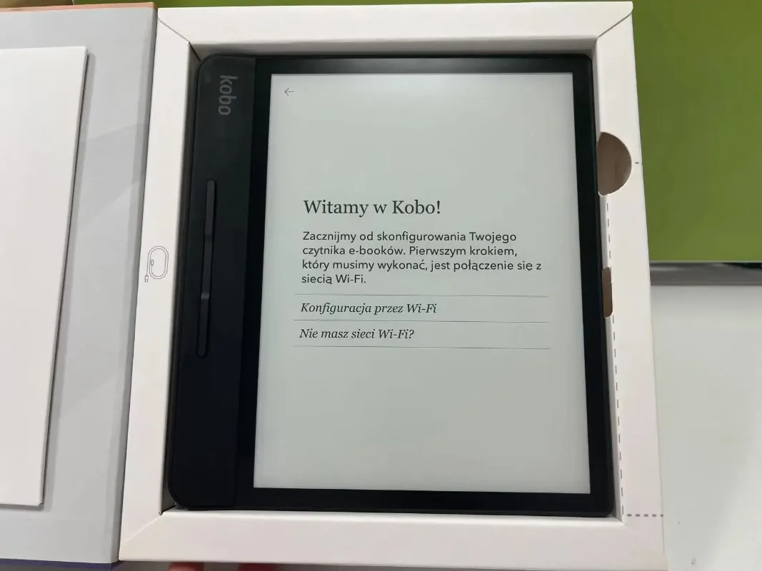 

Used Kobo Forma 8" E-Reader Ultra HD 300 PPI Touchscreen 8GB Storage Front Light Adaptive Lighting E-ink ebook reader