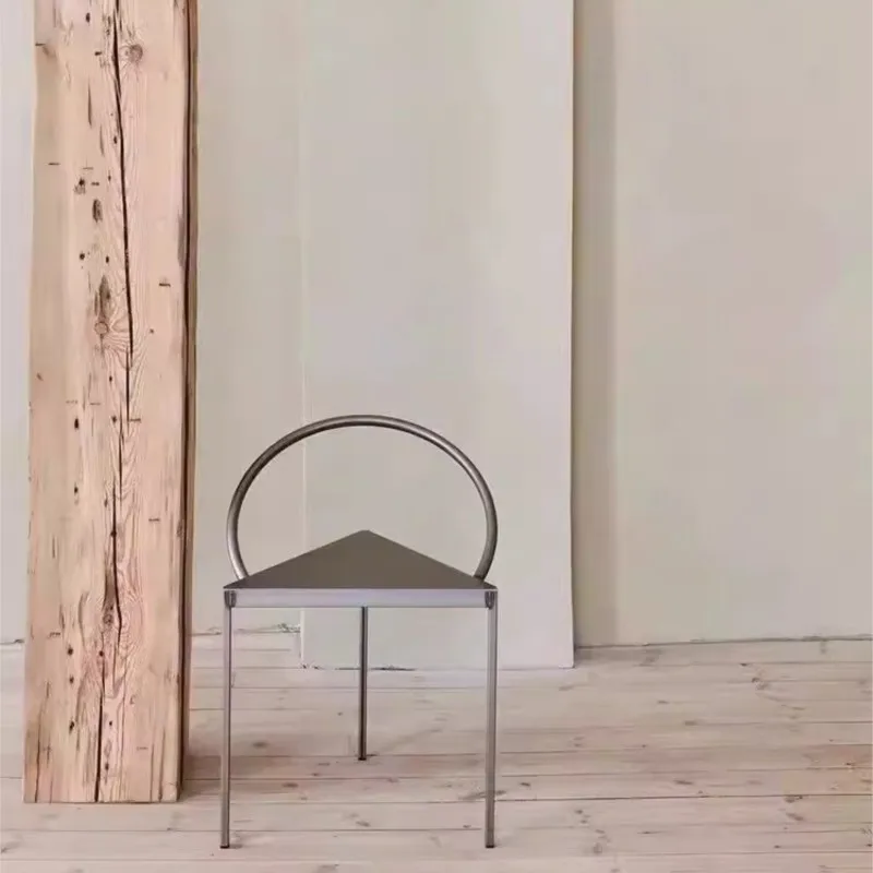 Modern Simple Celebrity Triangle Metal Circle Stool Indoor Art Dining Chair Personality B&B Creative Iron Furniture
