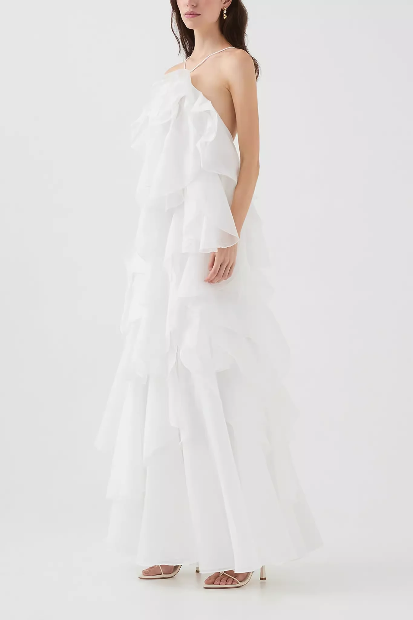 Vestido maxi branco feminino com decoração de flores 3D, babados em camadas, gola halter, sem mangas, elegante, robe feminino