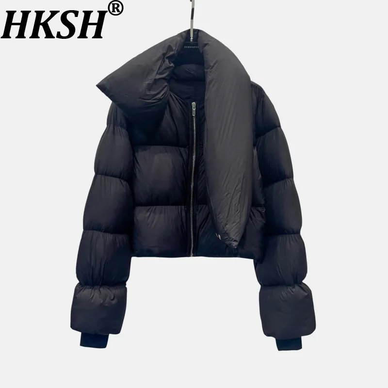 

HKSH 2025 Новое зимнее женское пуховое пальто с шарфом и воротником на молнии, ветрозащитная, холодостойкая, темная, унисекс, короткая утолщенная теплая куртка HK13327