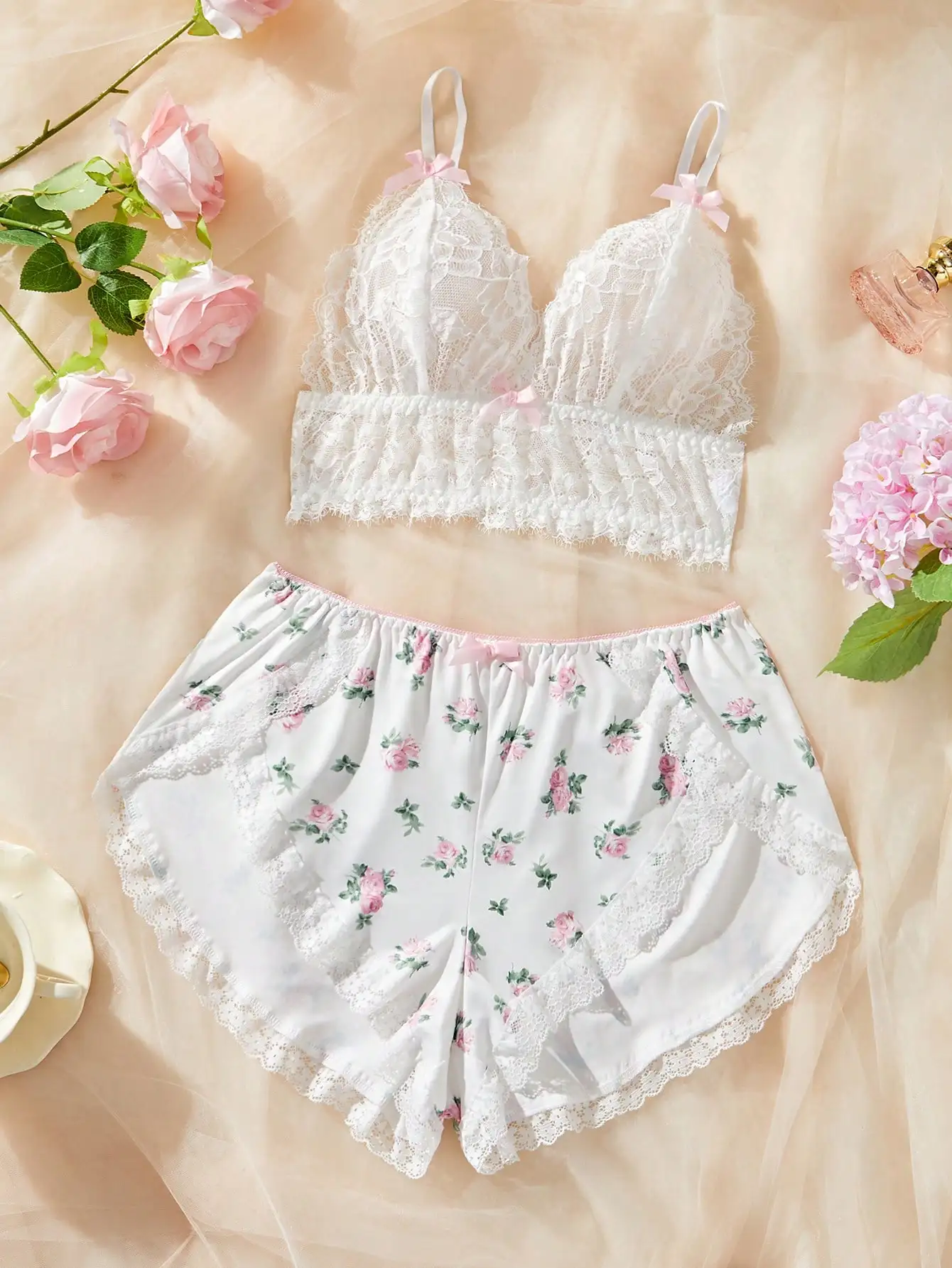

New Sexy lingerie set the neck with lace deep v backless sexy lingerie set for women