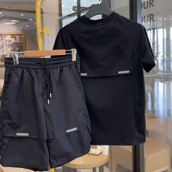 Pantaloncini estivi da uomo in rete sottile traspirante in seta di ghiaccio ad asciugatura rapida Set di due pezzi Set di abbigliamento da basket da corsa sciolto