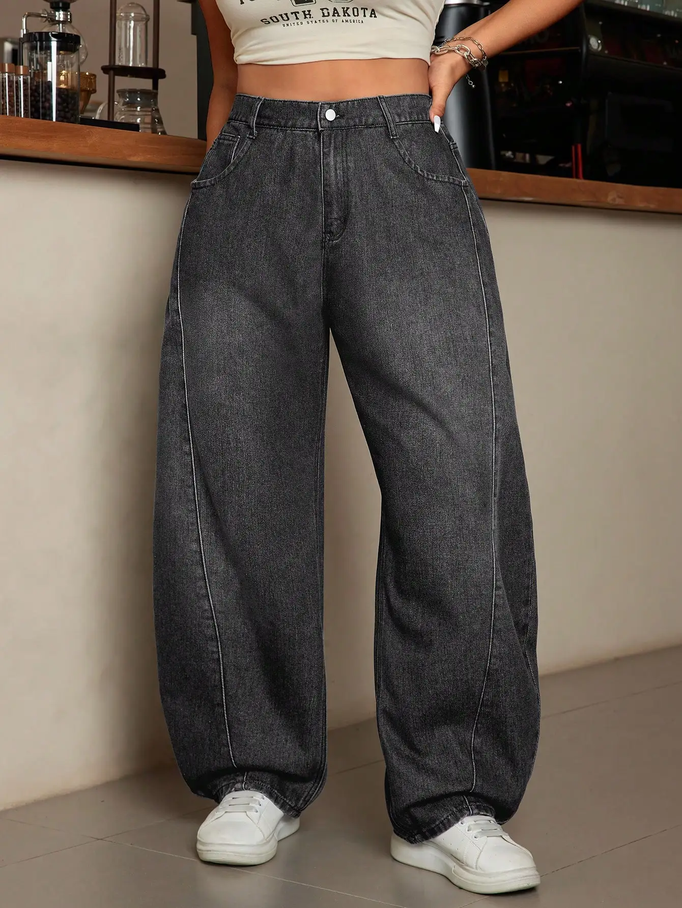 

Women's Wide Leg High Waist Relaxed Fit Denim Jeans for Casual Wear