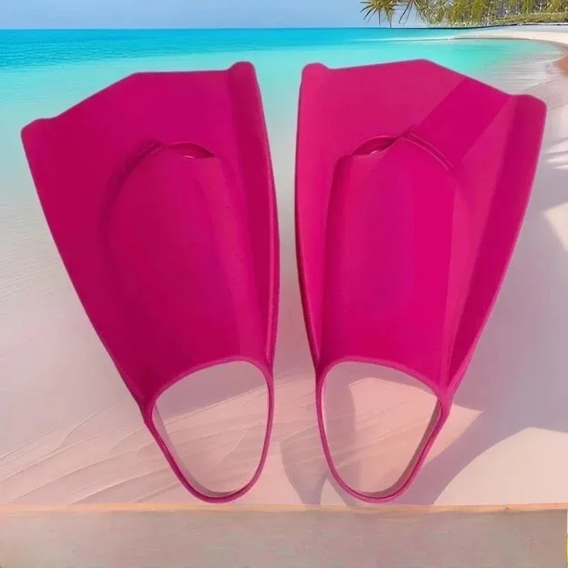

Outdoor Silicone Flippers, Professional Swimming Diving Training Frog Shoes, Snorkeling Gear Adult Underwater Sports Equipment