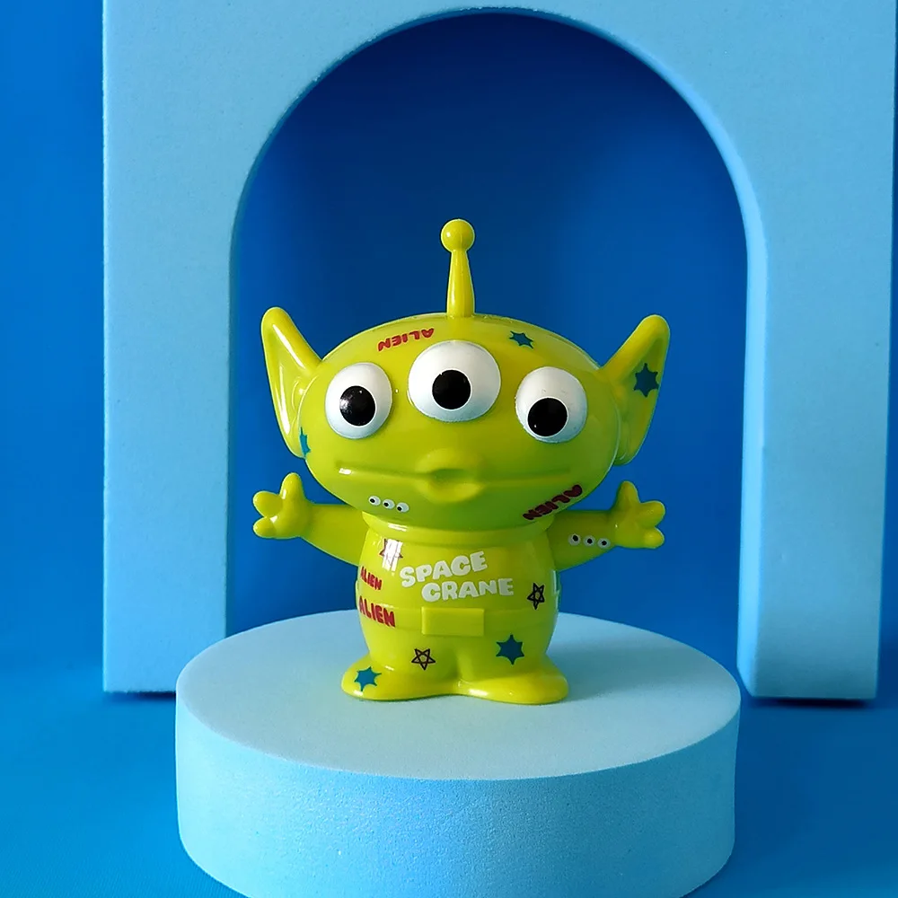 Disney Toy Story Drieogige Jongen Tide Play Schattige Pop Figuur Ornamenten Desktop Ornamenten