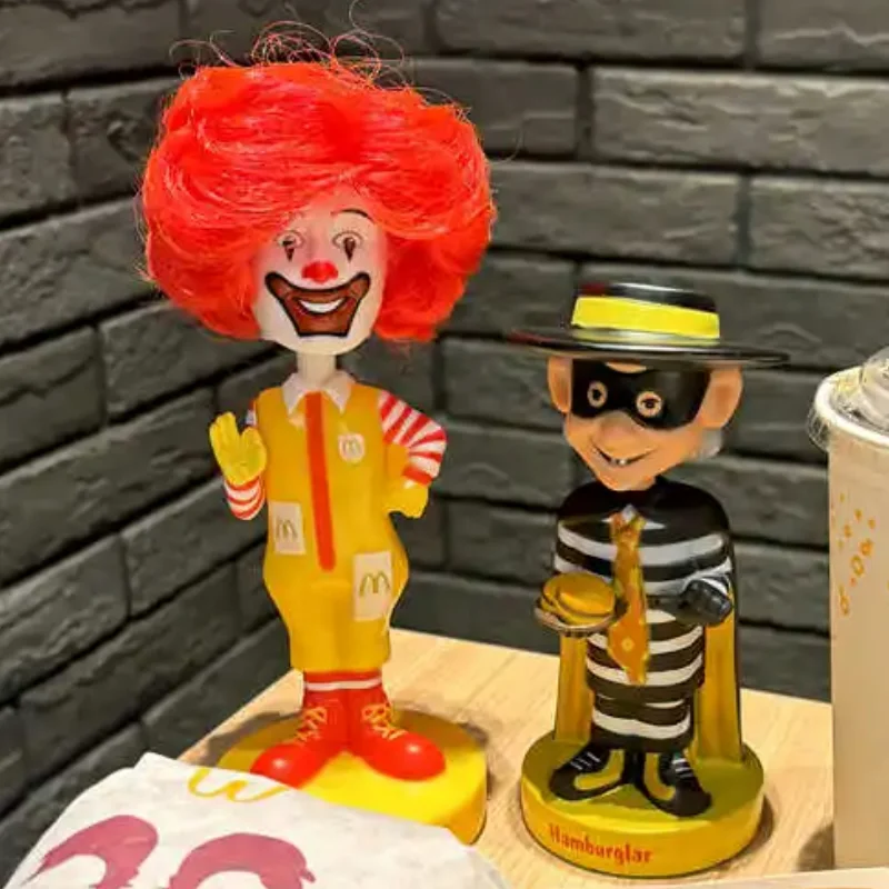 

Famous People Hamburglar Ronald Mcdonald Bobble Head Shake Wacky Wobbler Figure Model Birthday Gift Toys
