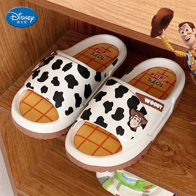 Anime peripheral Cute Cartoon Toy Story Woody Summer Slippers Home Comfortable Soft-Soled Anti-Slip Thick Sole Flip Flop for Men