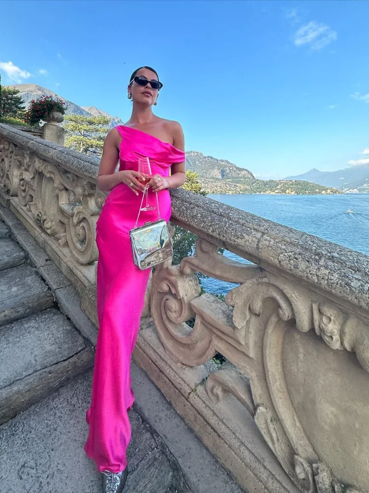 Vestidos largos elegantes de satén amarillo con cuello inclinado para mujer, batas sexis sin mangas con un solo hombro y espalda descubierta, vestidos de fiesta a la moda para mujer