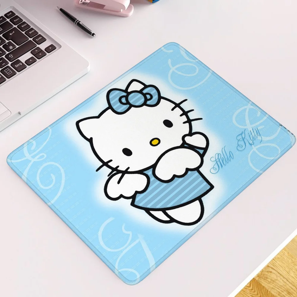 Pc Gamer Accessories Small Hot Pad Hello Kitty Gaming Mouse Pad Anime Computer Mat Game Mats Mousepad Company Desk Mause Laptop