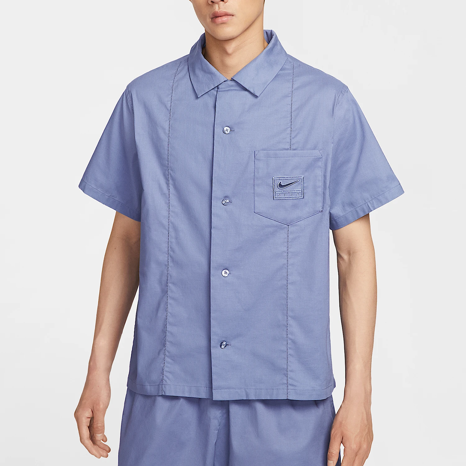 

Nike Men's Summer Embroidered Relaxed Fit Casual Shirt IH8663-499