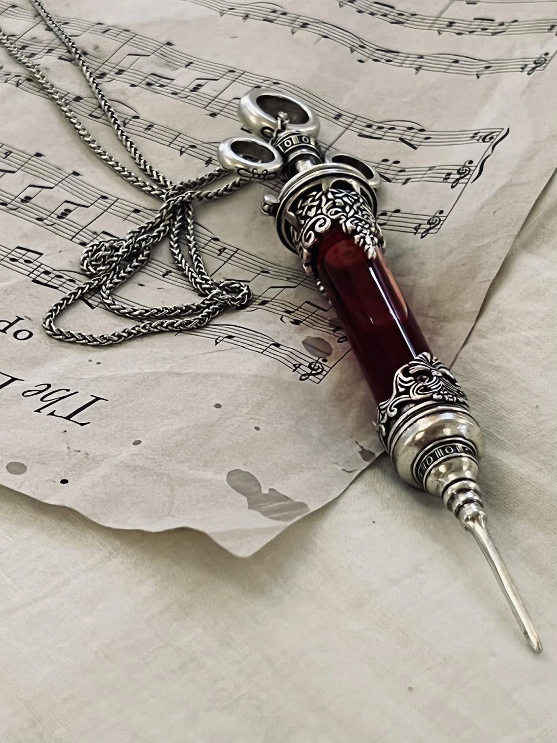 

Gothic Victorian Medieval Witch Magic Potion Syringe Glass Bottle Pendant Nelace Unique Design Retro Court Sle Faion Je...