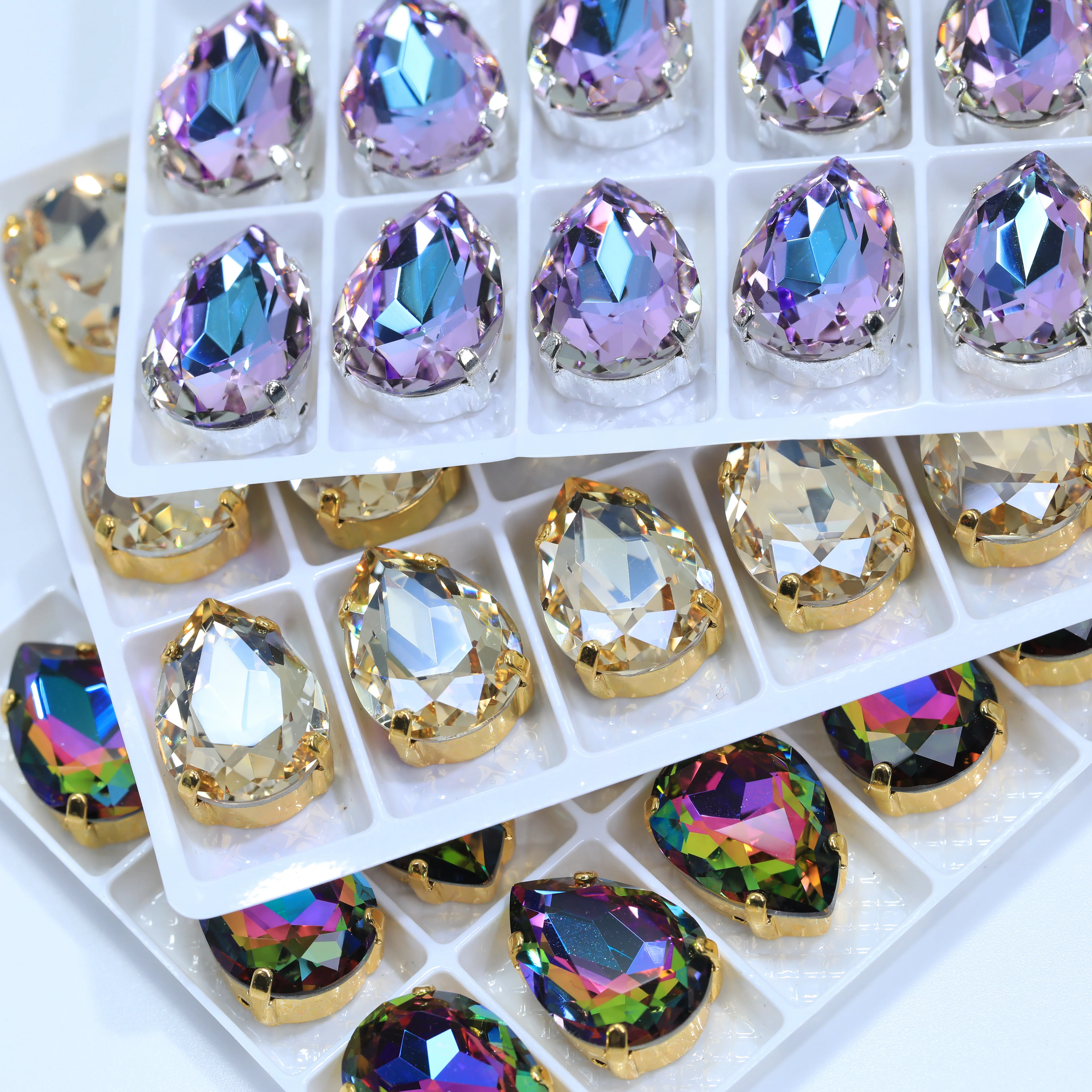 最高級ガラスクリスタル、ぽってりした涙型の爪留めラインストー - Hotfix Rhinestone Sheet のレビューと価格
