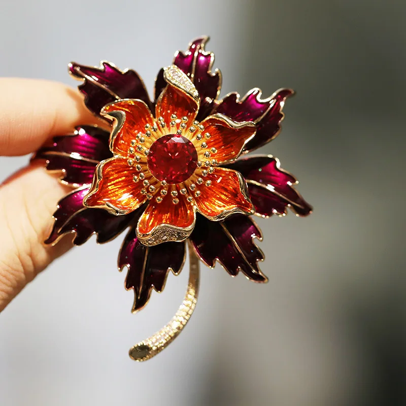 

Retro Atmosphere Enamel Sunflower Brooch High-end Pin Coat Suit Skirt Accessories Ladies Heavy Industry Red Orange Corsage Gift