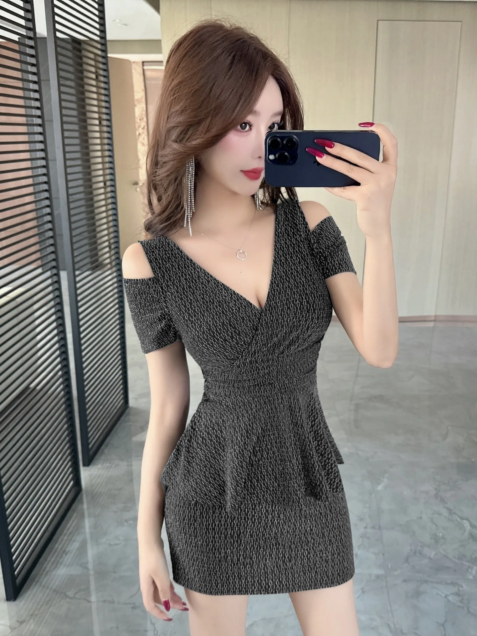 Gaun Bodycon Pendek Seksi Berk - Wrap Dress Work ulasan dan harga
