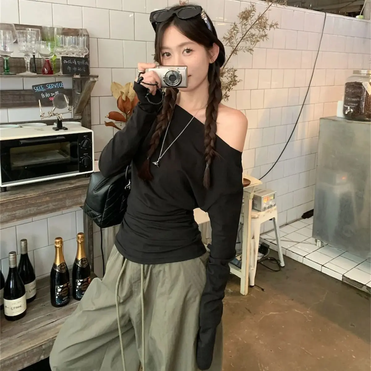 المرأة مثير قبالة الكتف القمم 2025 موضة جديدة في Y2k الساخن فتاة ضئيلة قمصان طويلة الأكمام الصلبة الخريف الربيع شيك تي شيرت الشارع الشهير #2