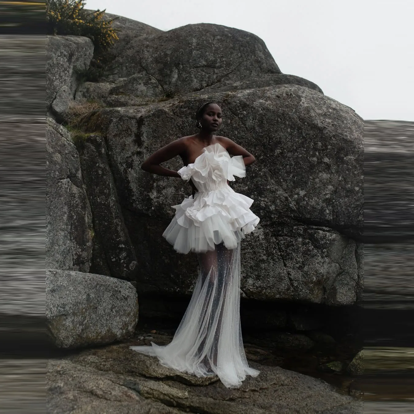 

Sexy Women's Off-Shoulder Ruffled Tulle Dress with Sheer Mesh Overlay and Sequin Detailing for Special Occasions and Evening