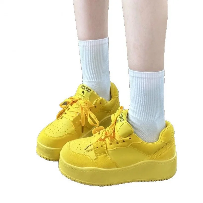 الدوبامين اللون مكتنزة أبي أحذية 2025 الخريف الشتاء المرأة منصة أحذية رياضية جريئة مشرق موضة المدربين غير رسميين #5